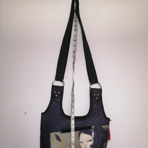 Fun hobo style purse - Picture 3 of 9